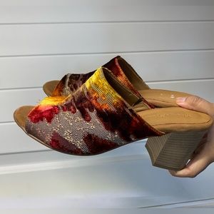 Orange burgundy velvet mix fall heel color